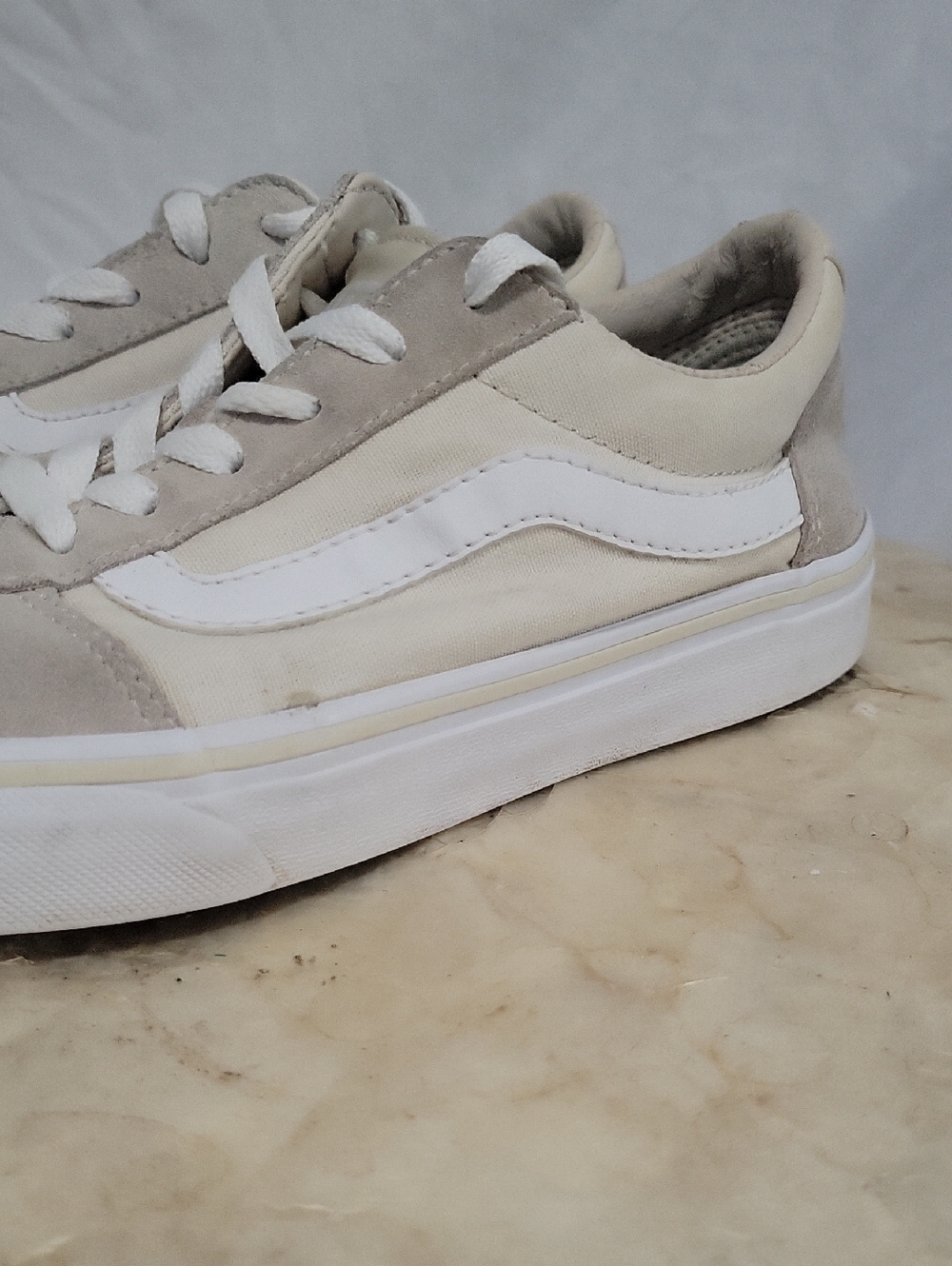 Vans size 7.5 - Picture 3 of 4